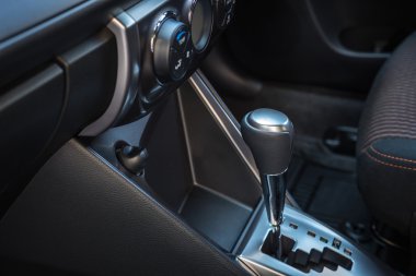 Yeni modern araba iç detay