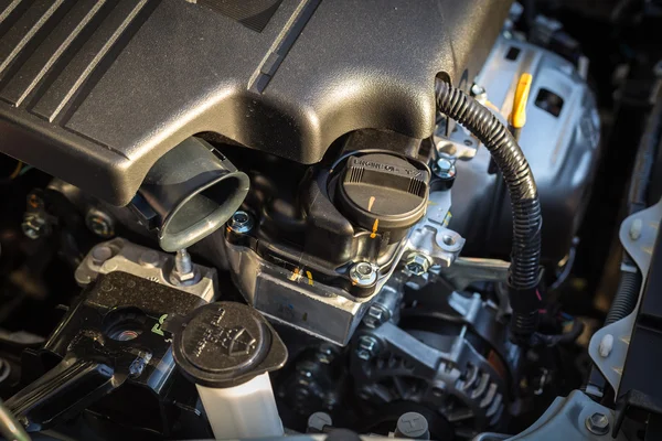 Yeni araba motorunun ayrıntıları
