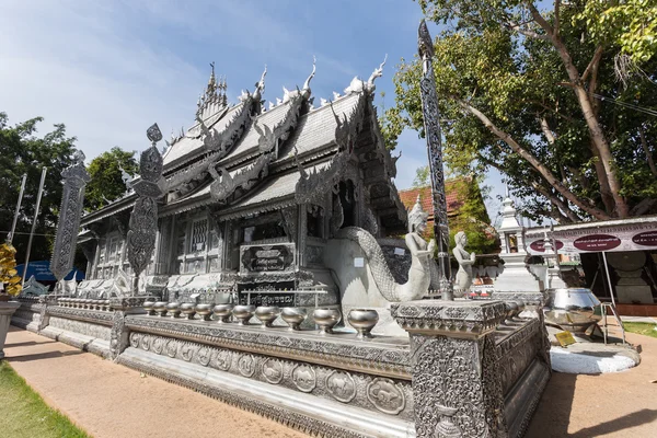 CHIANG MAI, THAILAND - JANEIRO 17: Belo templo (Wat Sri Su — Fotografia de Stock