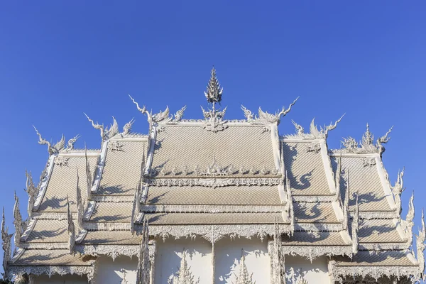 CHIANG RAI, THAÏLANDE - 21 JANVIER : Wat Rong Khun L'art dans le — Photo