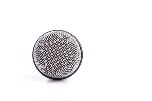 Крупним планом старий мікрофон ізольований на білому — стокове фото