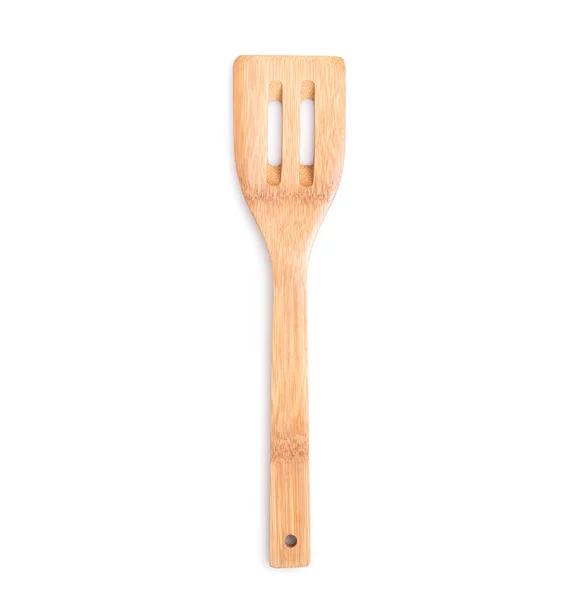 Fermer Cuisson spatule en bois isolée sur blanc — Photo