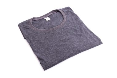 Gri t-shirt üzerinde beyaz izole kapatmak 