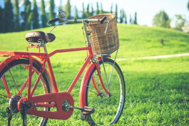 Kırmızı Japonya tarzı klasik Bisiklet Parkı