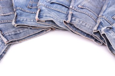 Eski kot üzerinde beyaz izole yığını 