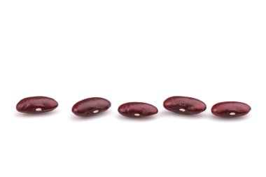 Kırmızı fasulye beyaz izole kapatmak 