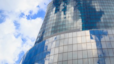 pencere yansıması dayligh mavi arka plan olarak