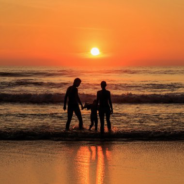 Sunset Beach Phuket Tayland turist silüeti