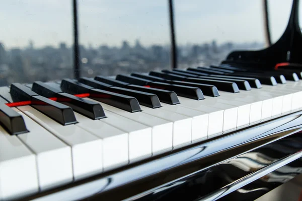 Fechar as teclas de piano — Fotografia de Stock