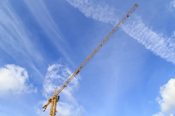 Kraanvogel in bouwplaats — Stockfoto