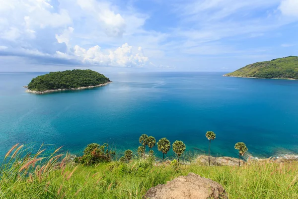 Beautiful view of tropical sea in Phuket, Thailand — Stock Photo, Image