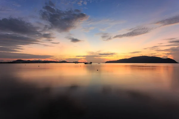 Beau lever de soleil à Phuket, Thaïlande — Photo