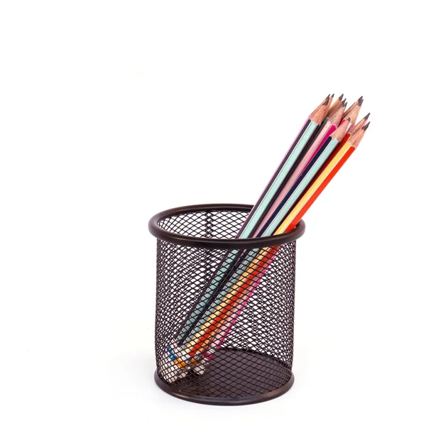 Cesta de metal con lápiz aislado sobre fondo blanco — Foto de Stock