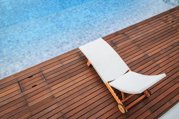 Wooden flooring beside the pool — Stock Photo, Image