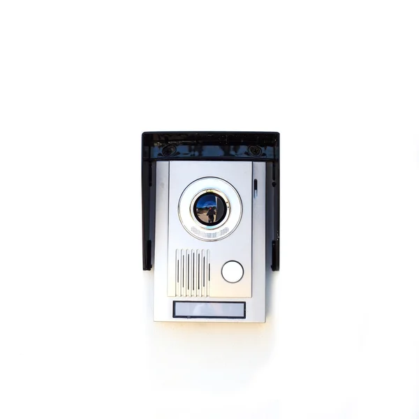 Камера видеонаблюдения перед домом — стоковое фото