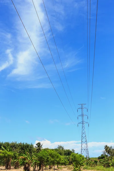 Electric high voltage pole — Stock Photo, Image