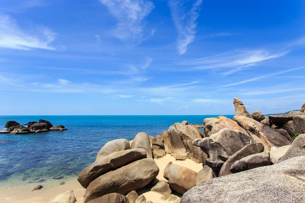 Grangfather y la abuela rocas o Hin Ta Hin Yai en Samui isl — Foto de Stock