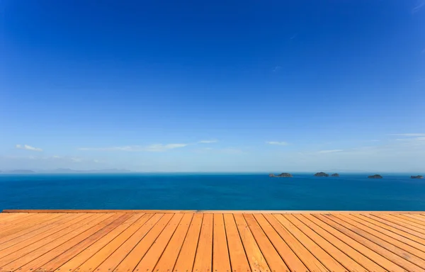 Tropikal deniz ve mavi gökyüzü Koh Samui, Tayland — Stok fotoğraf