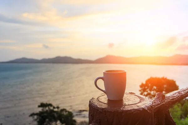 Tasse à café et sutset — Photo