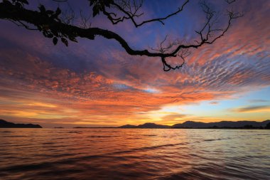 Güzel Sunset beach Phuket, Tayland