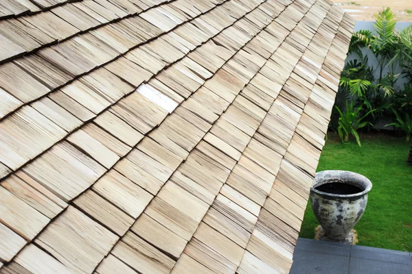 Wooden Roof shingle texture and background — Stock Photo, Image