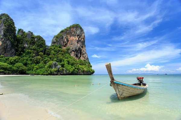 Traditionell thailändsk båt — Stockfoto