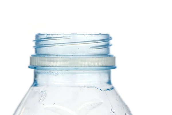 Закрыть пластиковую бутылку без крышки — стоковое фото