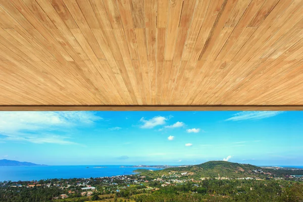 Texture plafond bois et vue sur la mer — Photo