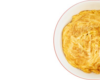 Omlet bir tabak içinde