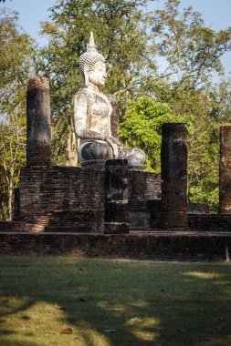 Sukhothai Historical Park eski Buda heykeli