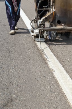 İşçi ve makine çalışma boya