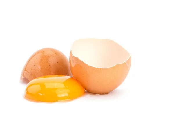 Żółty złamane jaj — Zdjęcie stockowe