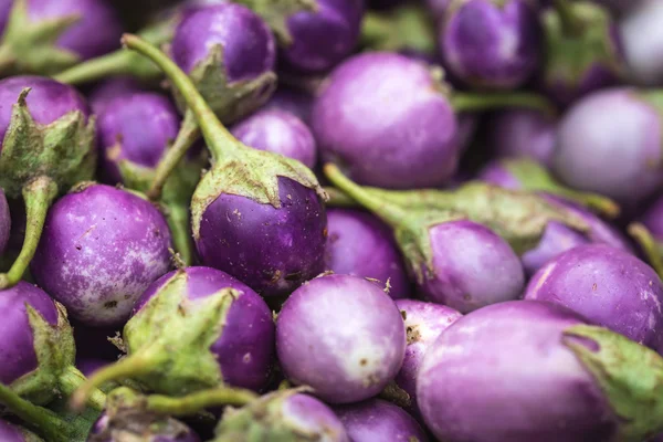 Stapel Thaise aubergines — Stockfoto