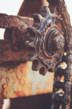 Eski dişli ve zincir
