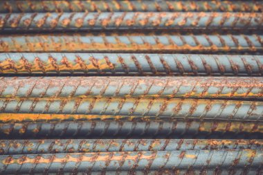 Kirli çelik çubuklar