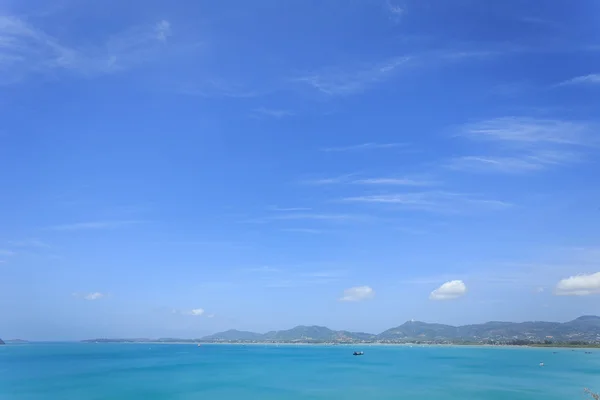 Cielo azul claro — Foto de Stock