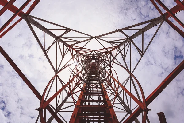 Structure of communication pole — Stock Photo, Image
