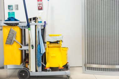 paspas kovası ve ekipman temizleme seti
