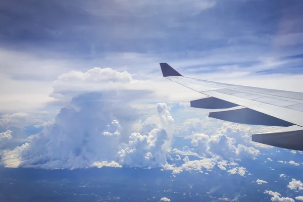 Cloud with wing of airplane — Stock Photo, Image