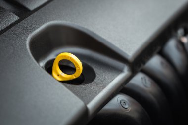 Yeni araba motorunun ayrıntıları