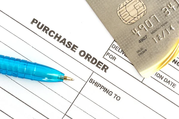 Purchase order with credit card — Stock Photo, Image