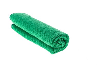 Beyaz arka plan üzerinde izole temizlik için mikrofiber bez