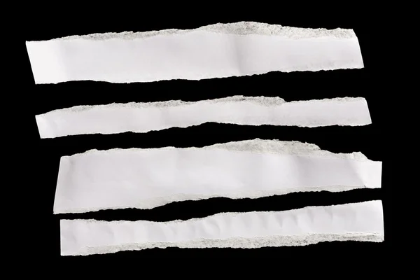 Шматок білого паперу ізольовано на чорному — стокове фото