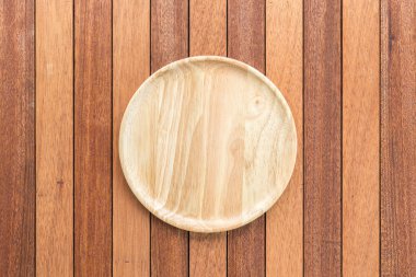 Ahşap masa boş ahşap tabak