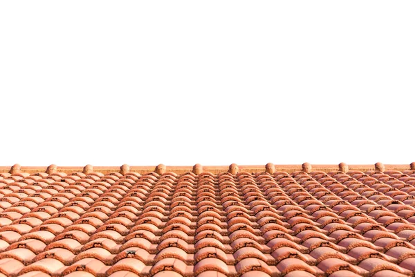 Techo de tejas rojas aislado en blanco — Foto de Stock