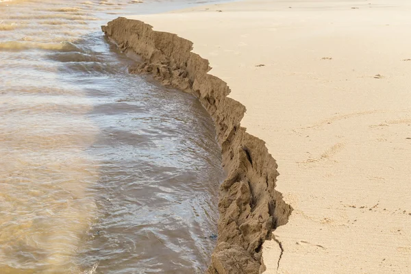 Struttura di sabbia mentre perlustra dall'acqua — Foto Stock