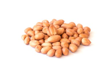 Beyaz üzerine çiğ fıstık kapatın