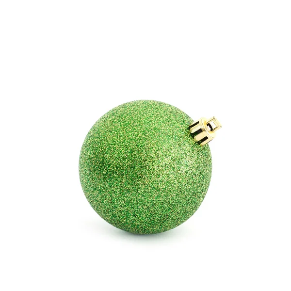 Bola de Navidad verde aislado en blanco —  Fotos de Stock