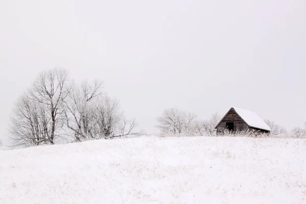 Небольшое Здание Холме Морозный День Сельской Местности Миннесоты Сша — стоковое фото