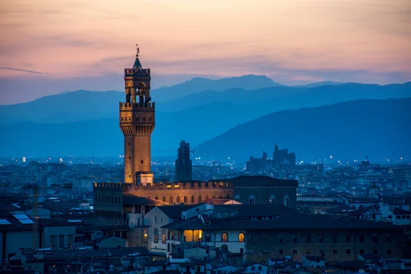 무렵의 이탈리아 피렌체 개선문 — 스톡 사진